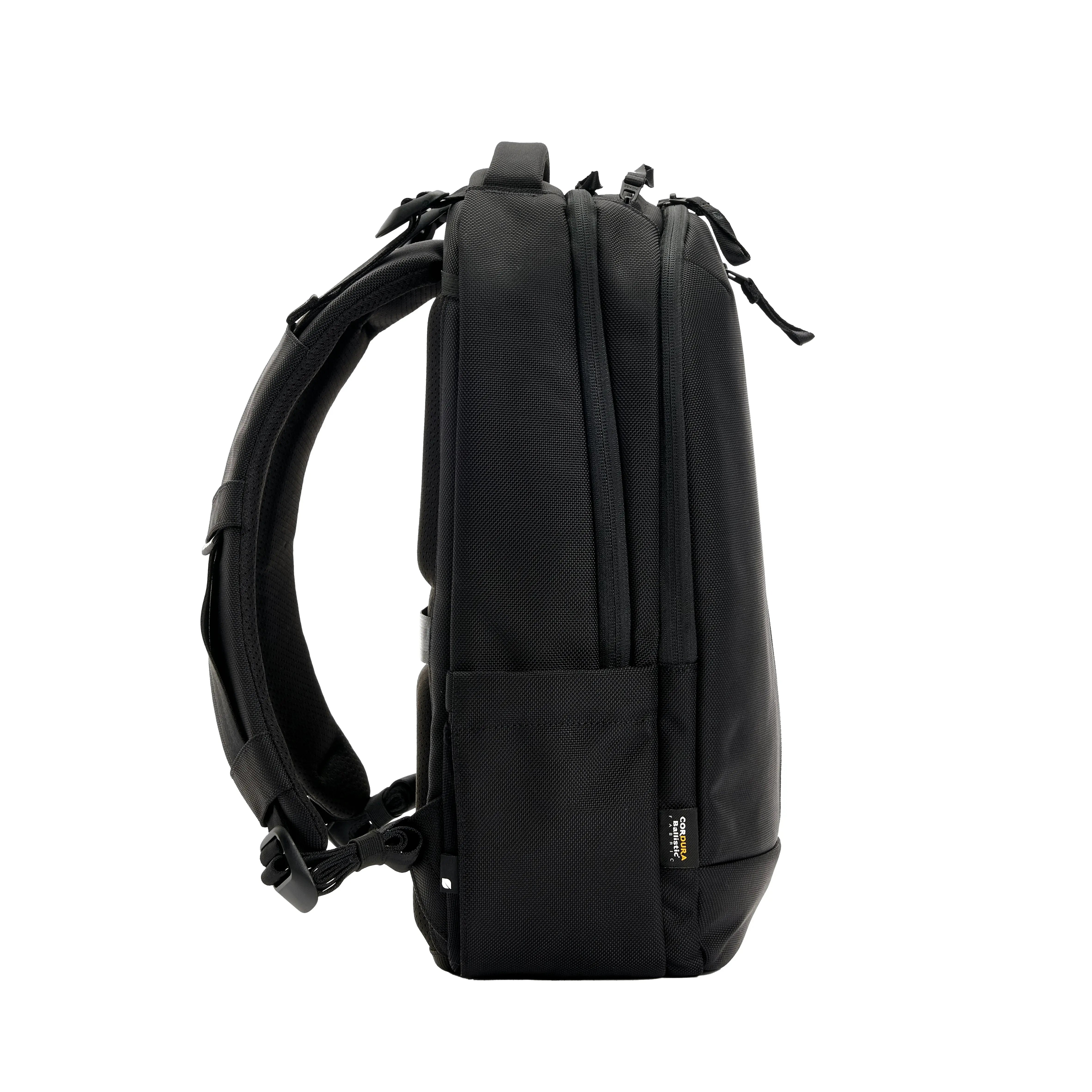 Tracks Backpack with Cordura® 18L Incase