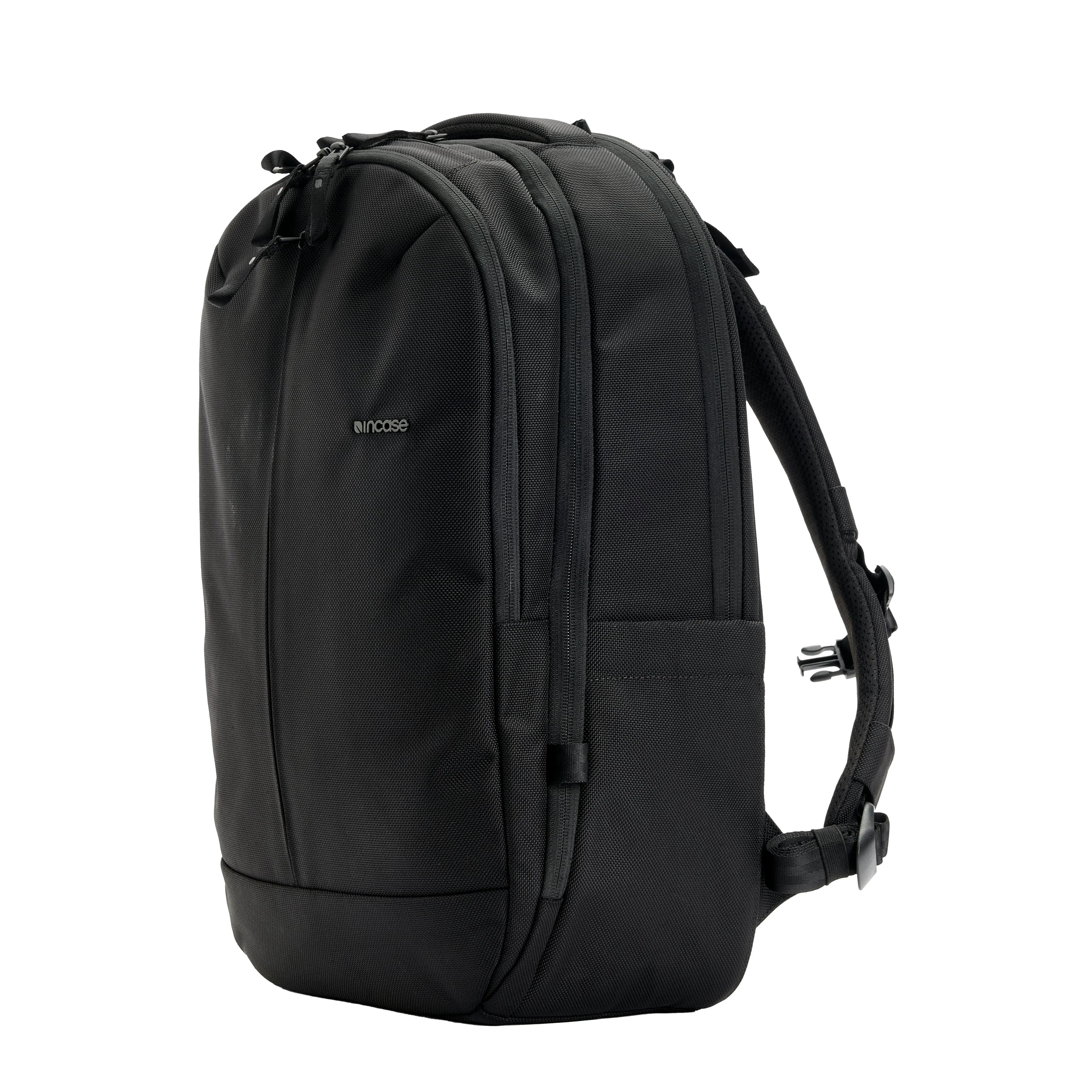 Tracks Backpack with Cordura® 25L Incase