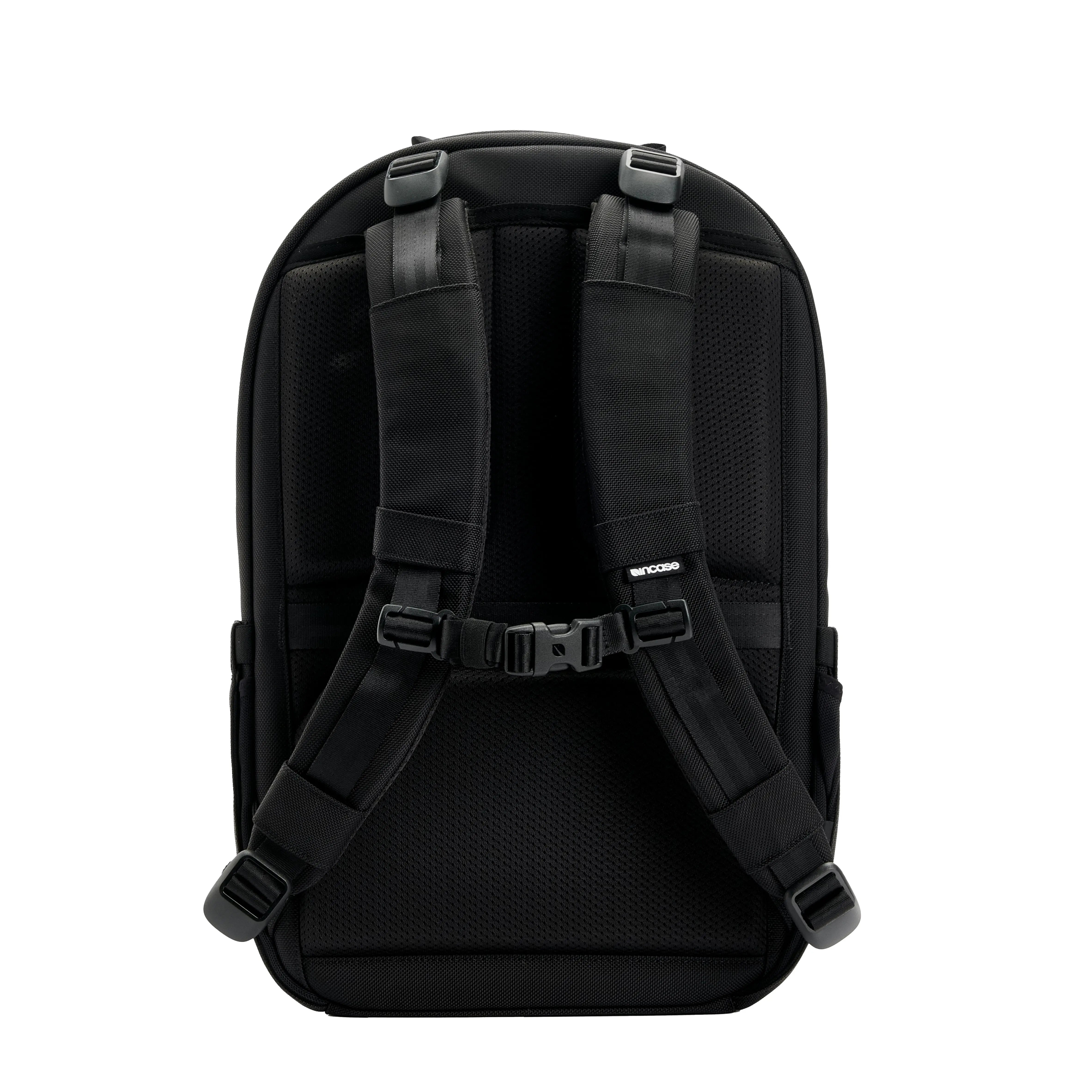 Tracks Backpack with Cordura® 25L Incase