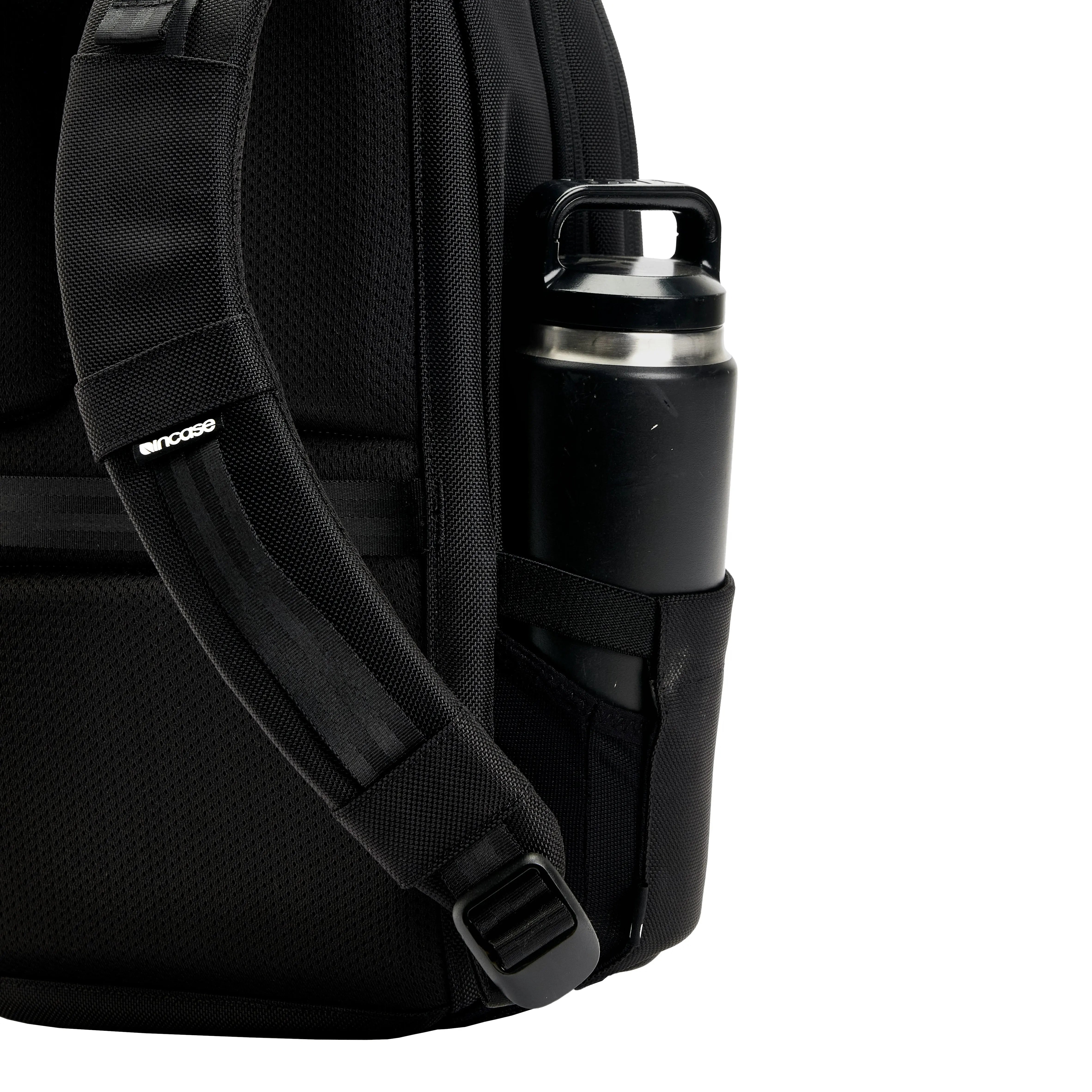 Tracks Backpack with Cordura® 25L Incase