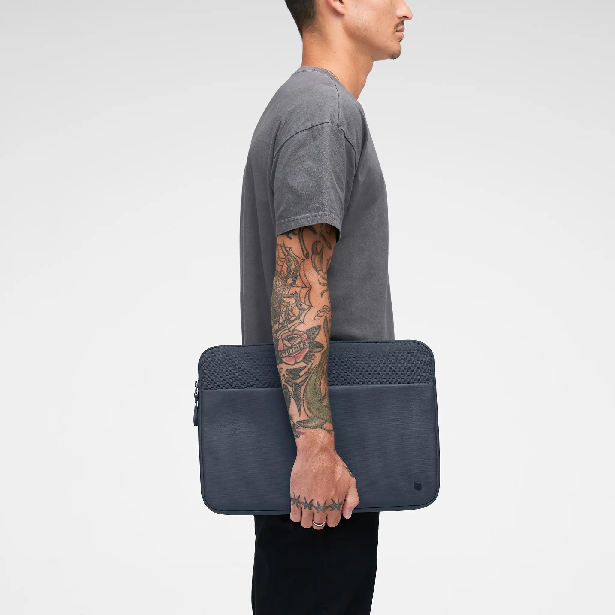 A.R.C. Sleeve for With ReSpun 100% Recycled Polyester for 16-inch Laptop (M1-M4, 2021-2024) Incase