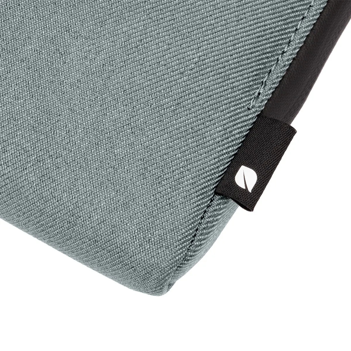 Facet Sleeve with Recycled Twill for 13-inch Laptop Incase