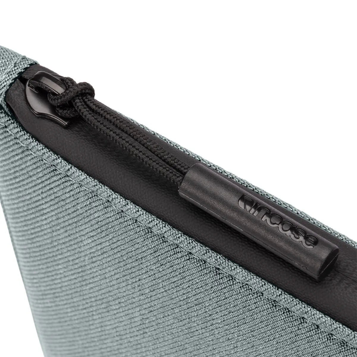 Facet Sleeve with Recycled Twill for 13-inch Laptop Incase