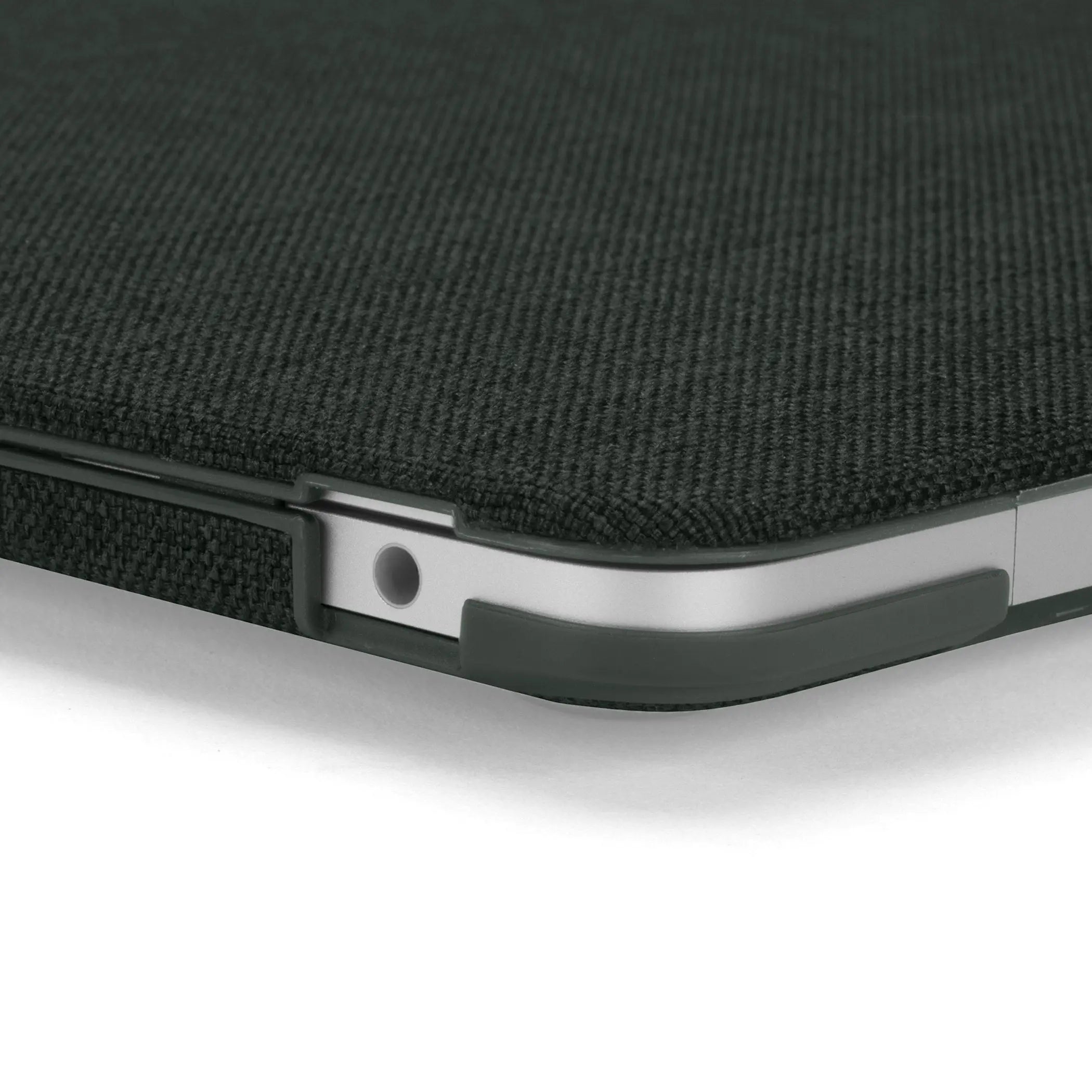 Textured Hardshell with Woolenex for MacBook Pro 13" (2016 - 2019) Incase