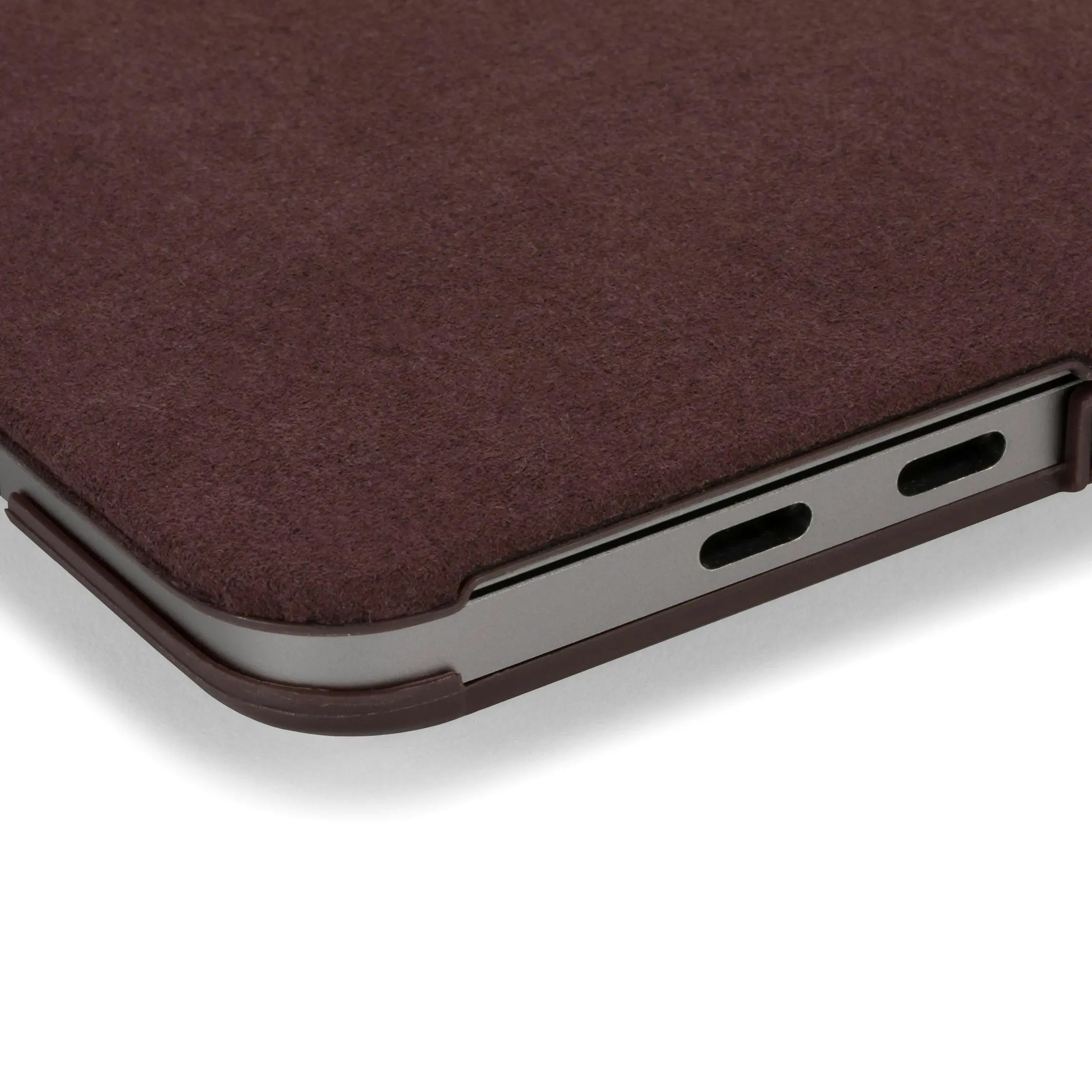 Textured Hardshell in NanoSuede for 13-inch MacBook Pro (2020) Incase