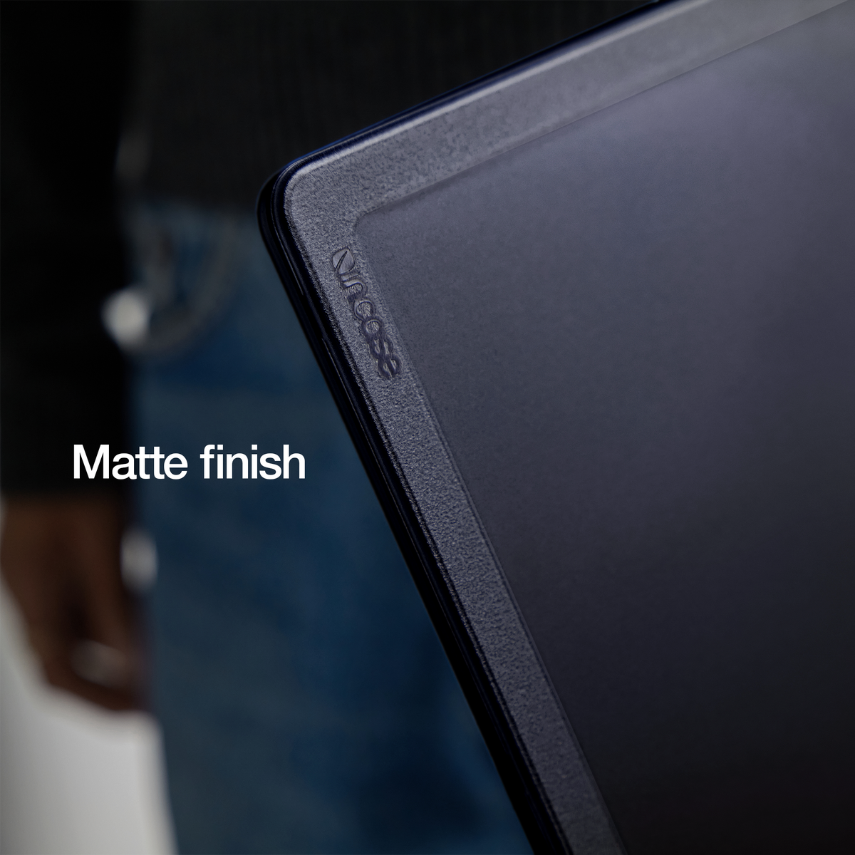 Edge Hardshell Case with Makrolon® for 16-inch MacBook Pro (M1-M4, 2021-2024) showing matte finish