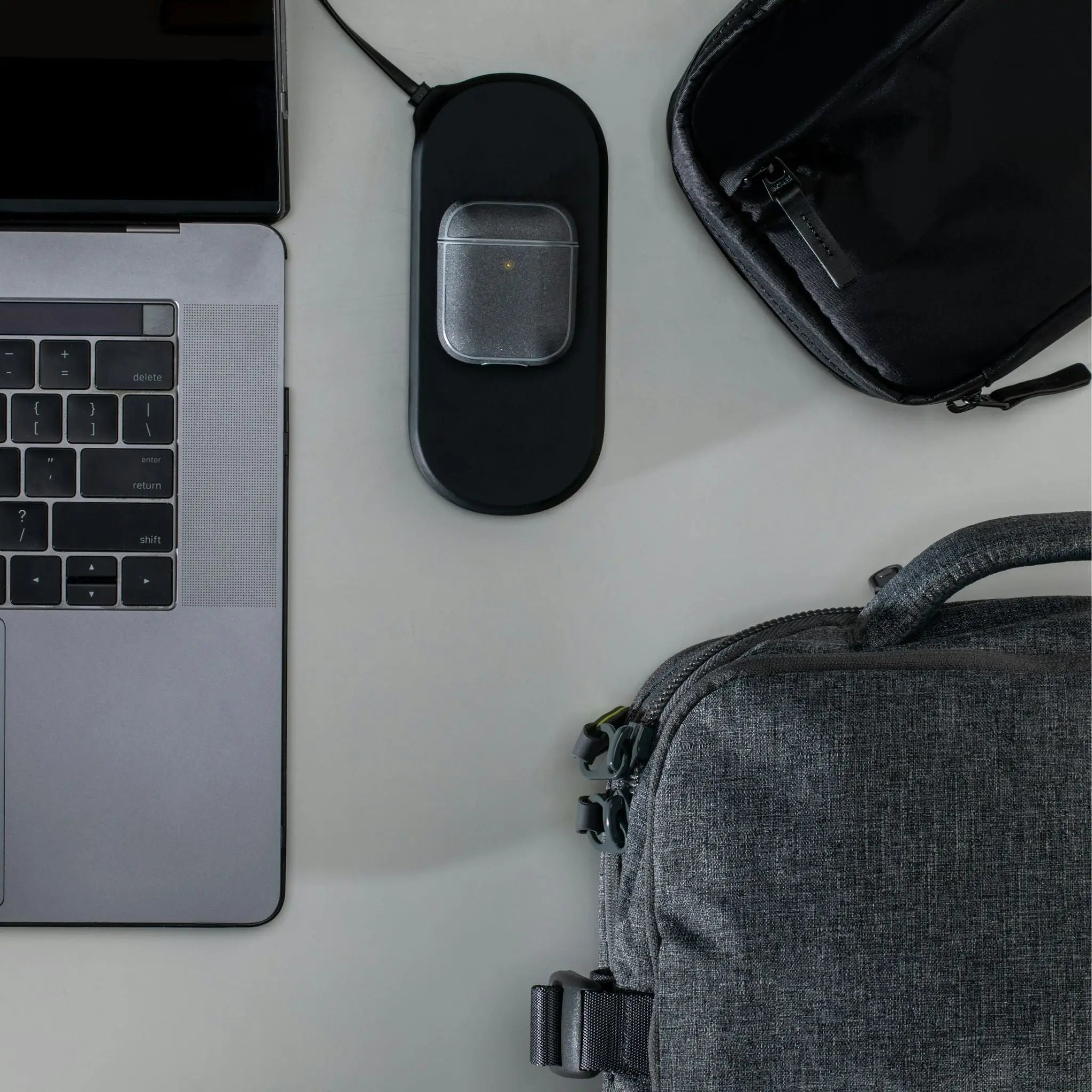 Metallic Case for AirPods (1st & 2nd Gen) Incase