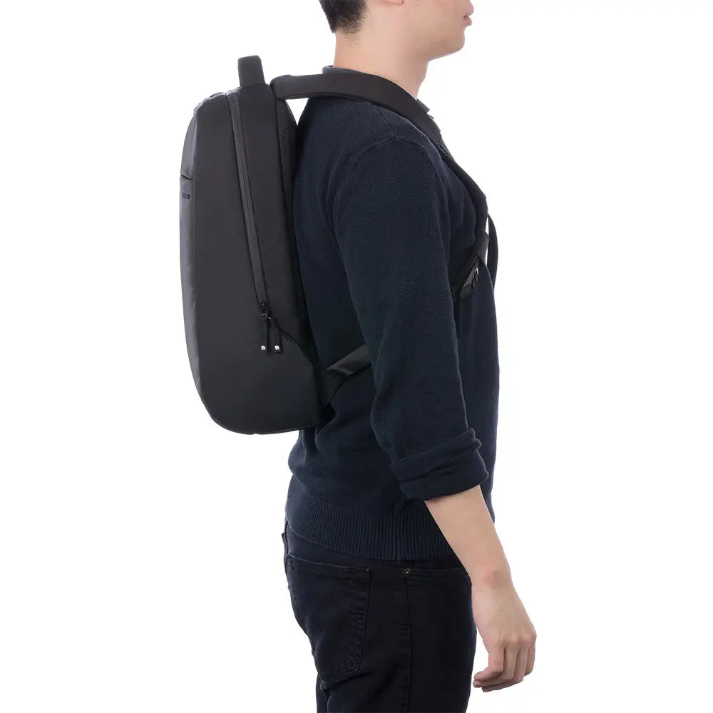 ICON Lite Triple Black Incase