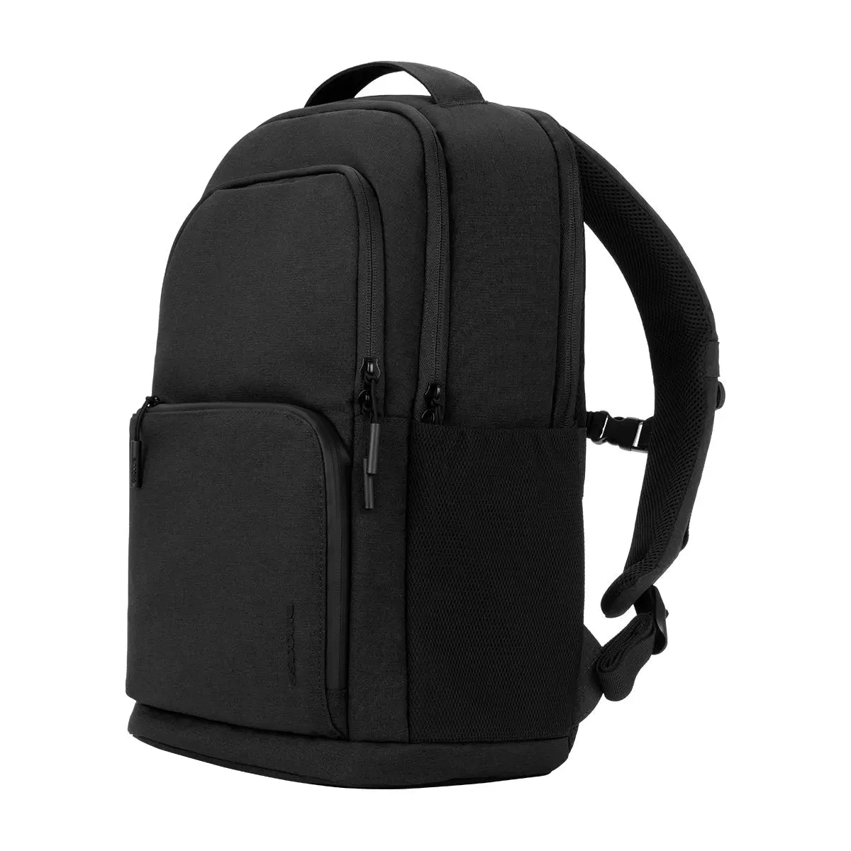 Facet Backpack 25L Incase