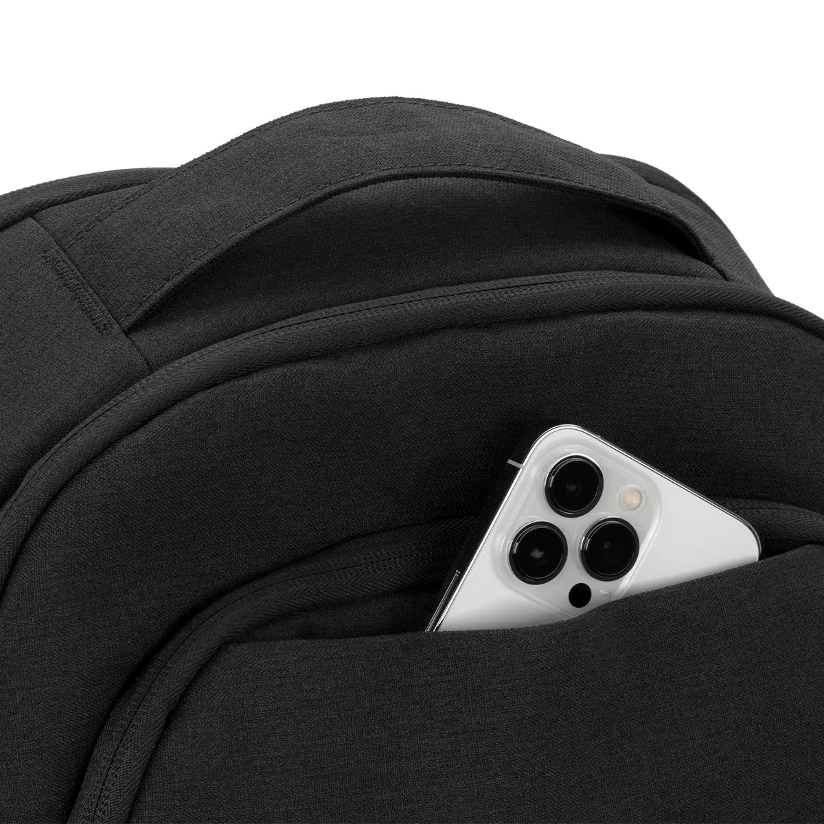Facet Backpack 25L Incase