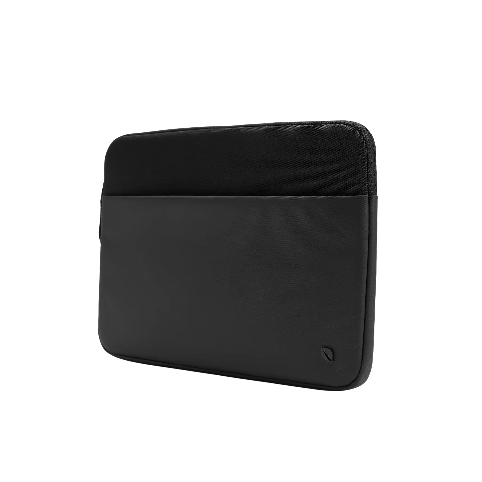 Incase A.R.C. Sleeve for 14-inch Laptop | 