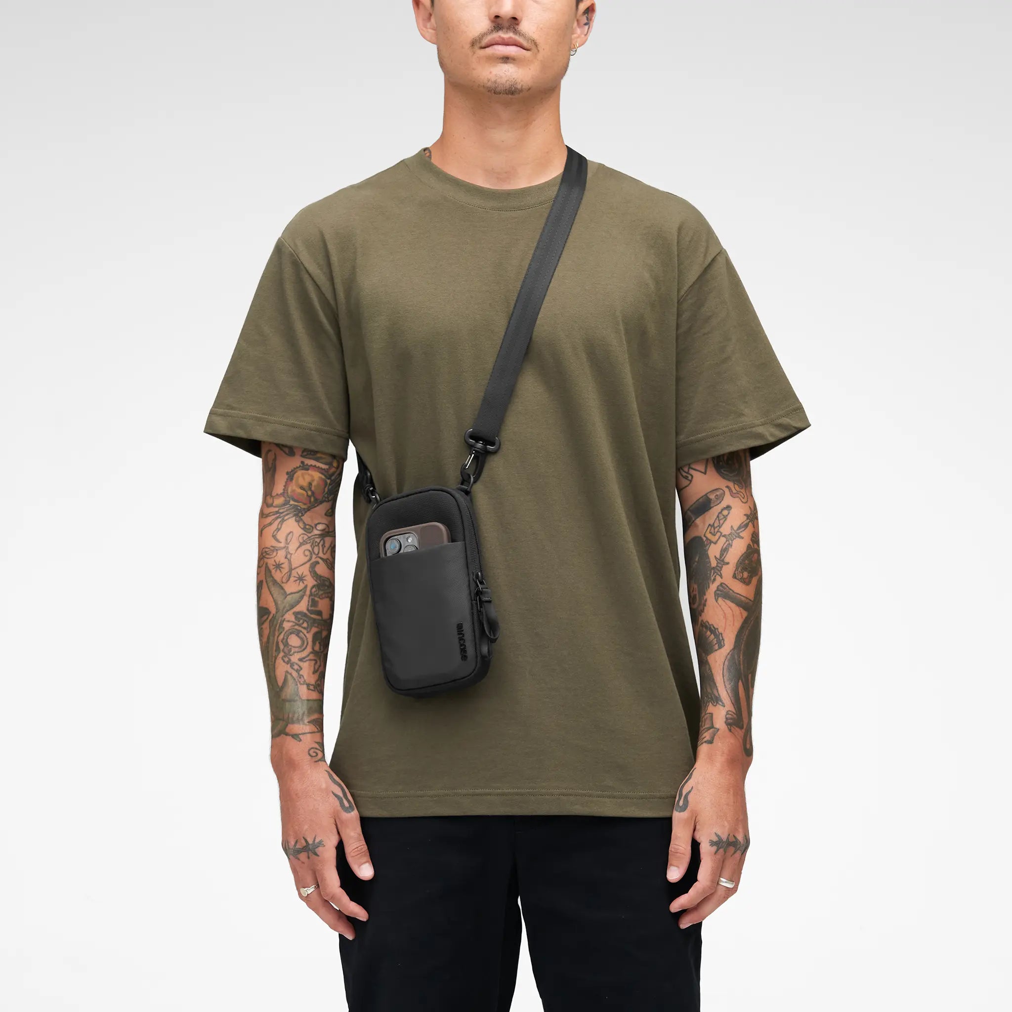 クーポン】インケース Incase 【日本正規品】インケース ボディ