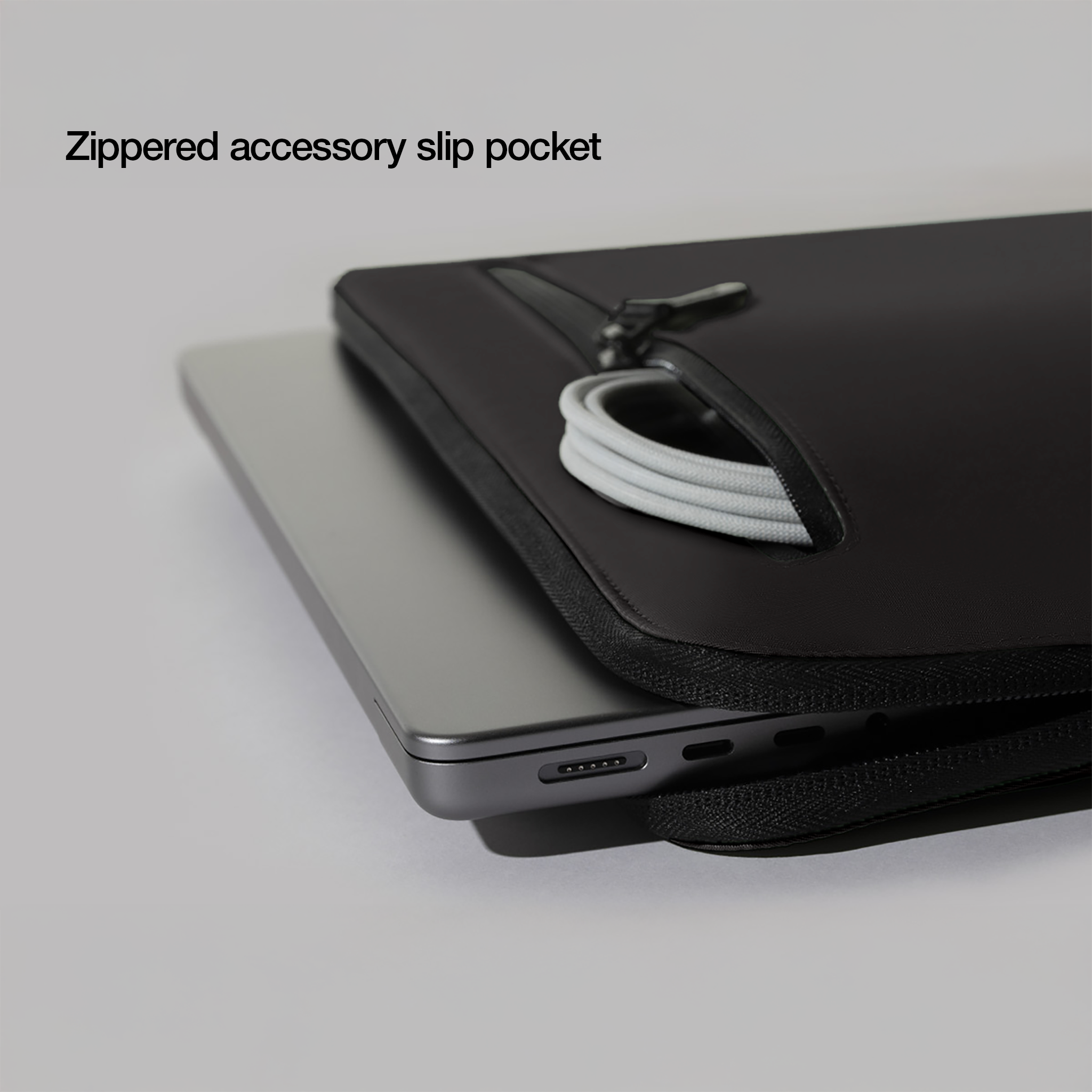 【コンビニ受取対応商品】 Compact 13 for Nylon Flight with Sleeve ノートパソコンアクセサリ