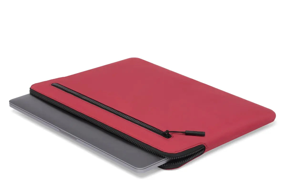 Compact Sleeve with Flight Nylon for 16" MacBook Pro (2016-2024) Incase