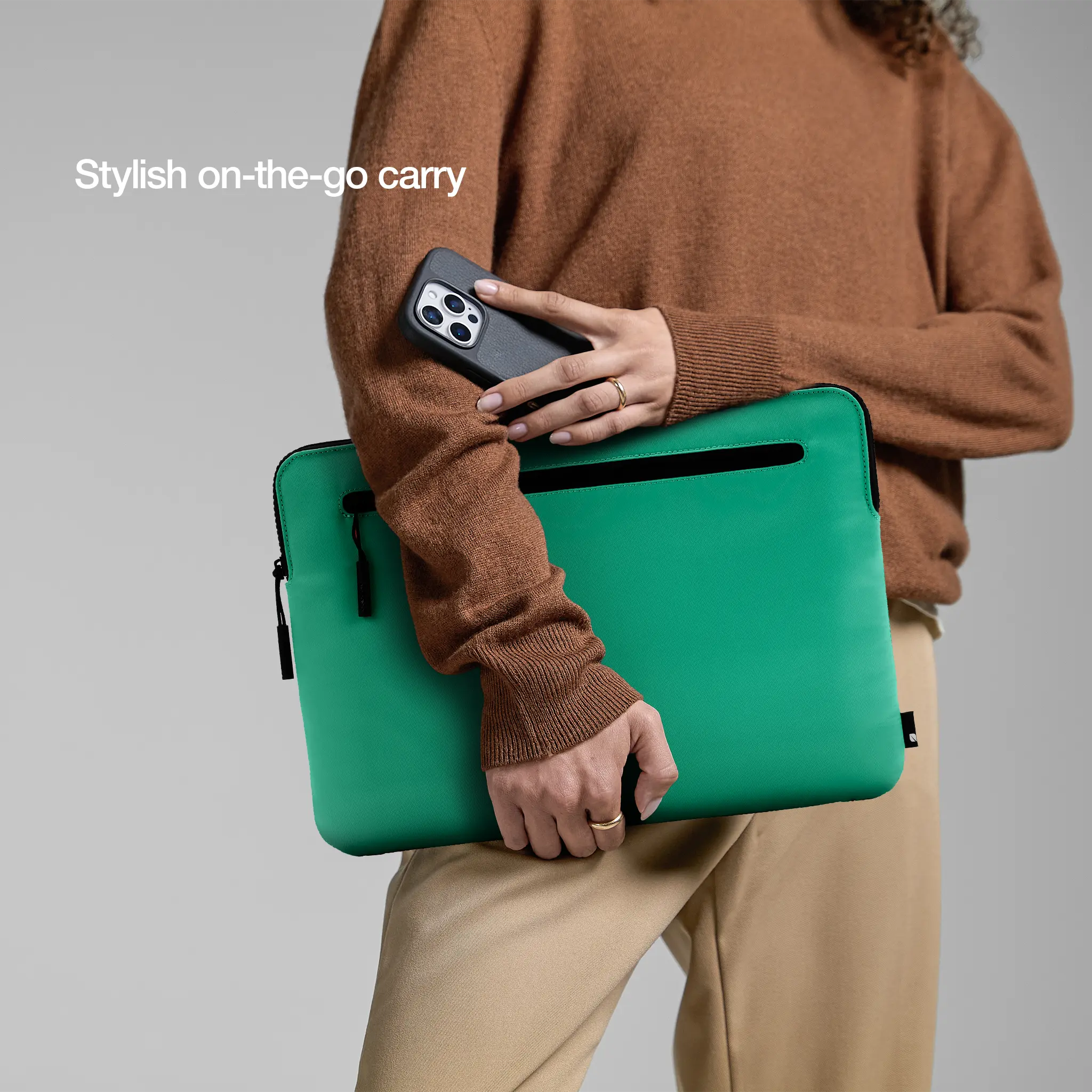 Compact Sleeve with Flight Nylon for 16" MacBook Pro (2016-2024) | 