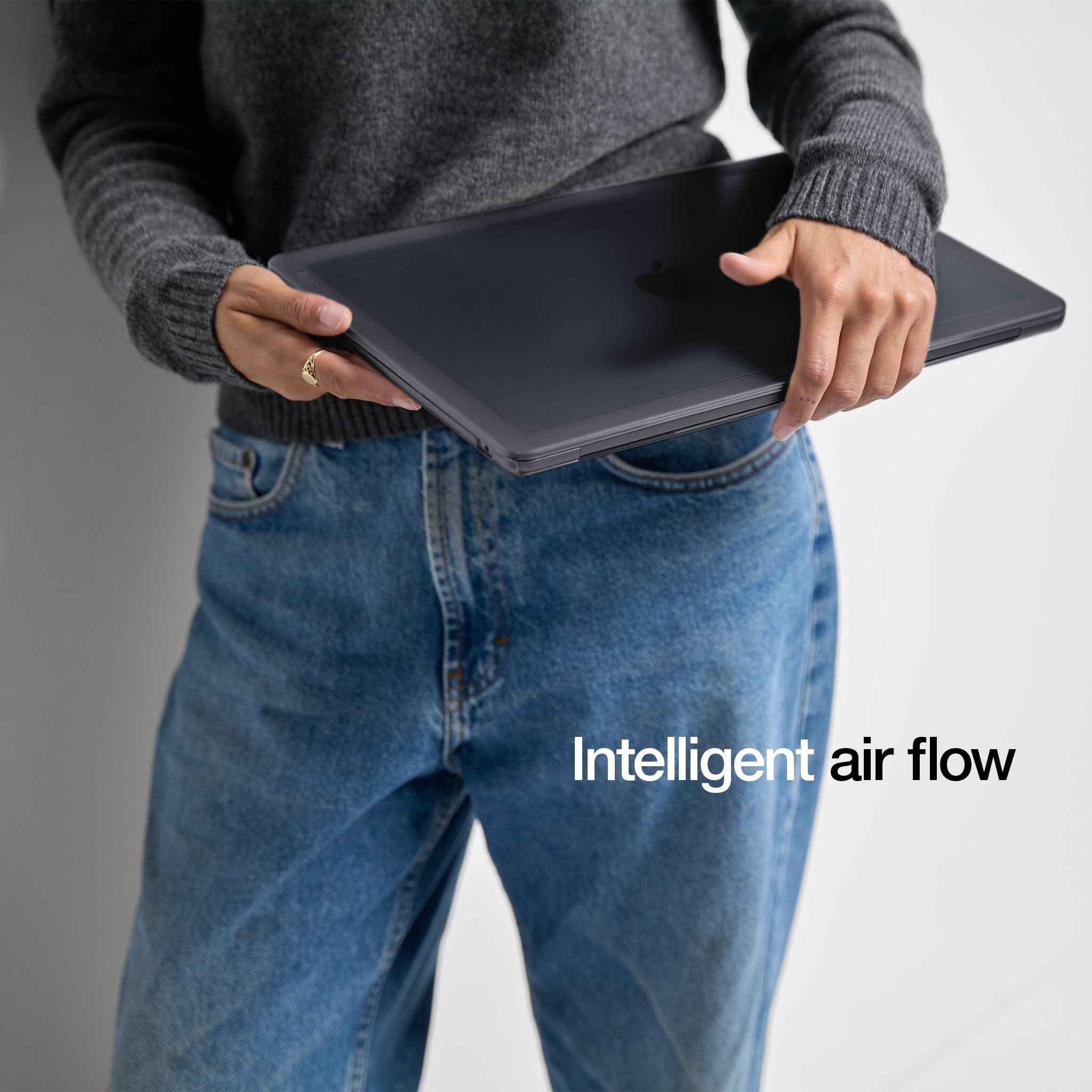 Edge Hardshell Case with Makrolon® for 16-inch MacBook Pro (M1-M4, 2021-2024) highlighting intelligent airflow design
