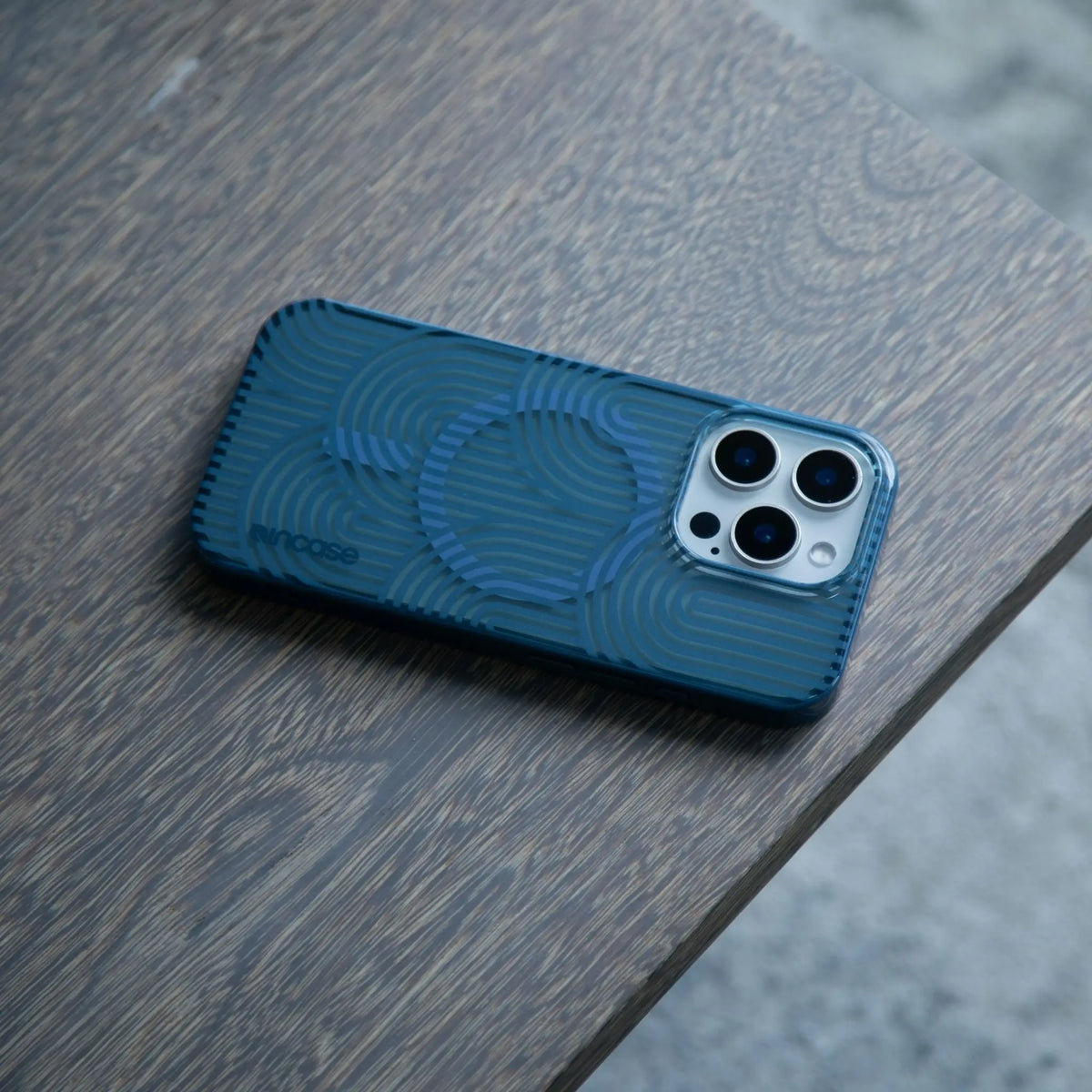 Level iPhone Cases – Incase.com